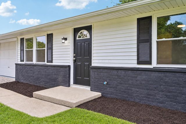 16 Deerfield Place, Delaware, OH 43015