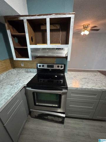 1206 BEAUFORT CIRCLE, Bessemer, AL 35020