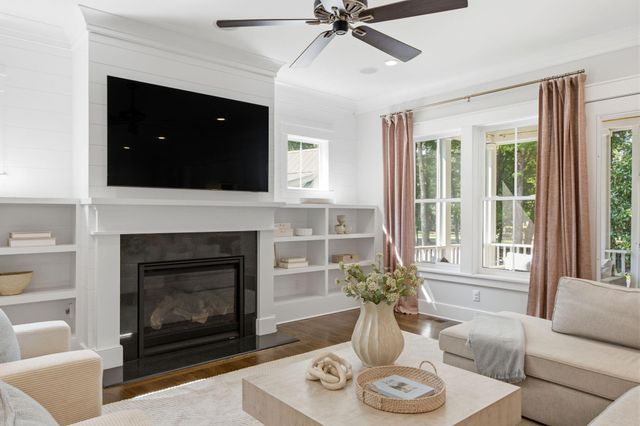 1505 Lindsey Creek Drive, Mount Pleasant, SC 29466