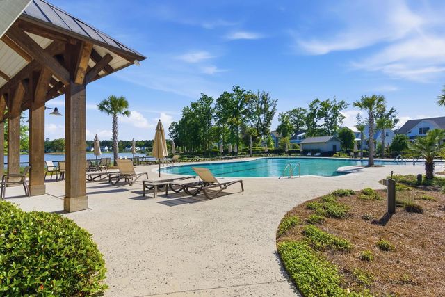 1505 Lindsey Creek Drive, Mount Pleasant, SC 29466