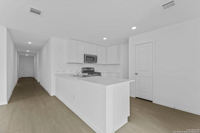 1851 Nuthatch Ridge, New Braunfels, TX 78130