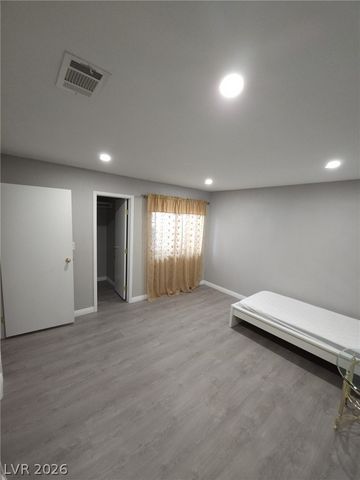 4425 Woodpine Drive 106, Las Vegas, NV 89119