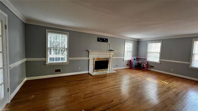 7636 Maury ARCH, Norfolk, VA 23505