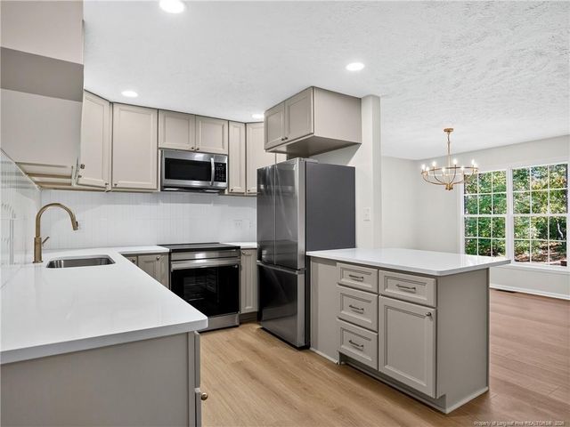 4713 Miranda Drive, Hope Mills, NC 28348