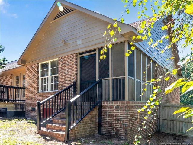 4713 Miranda Drive, Hope Mills, NC 28348