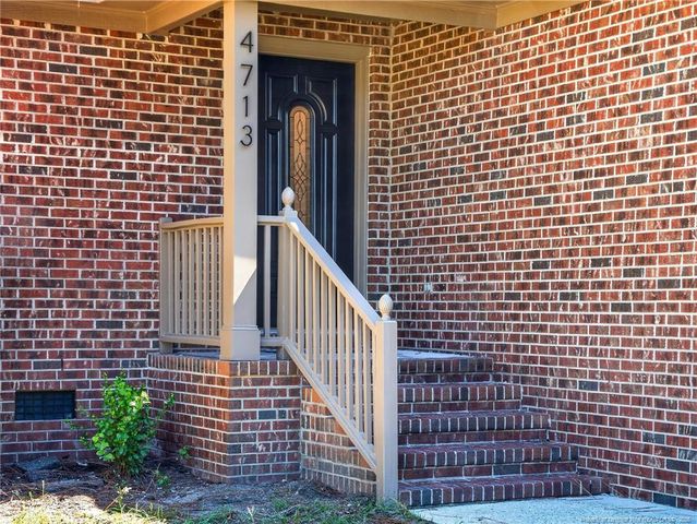 4713 Miranda Drive, Hope Mills, NC 28348