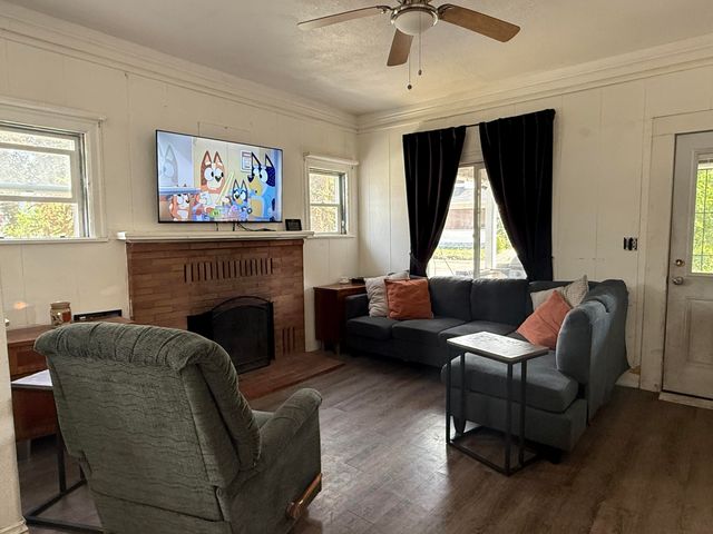 332 N 10th Street, Klamath Falls, OR 97601