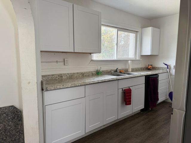 332 N 10th Street, Klamath Falls, OR 97601