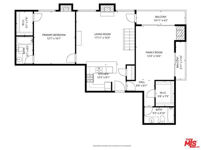 16 Quarterdeck Street 301, Marina Del Rey, CA 90292