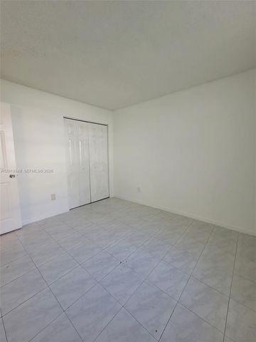 426 NE 210th Cir Ter 106-2, Miami, FL 33179