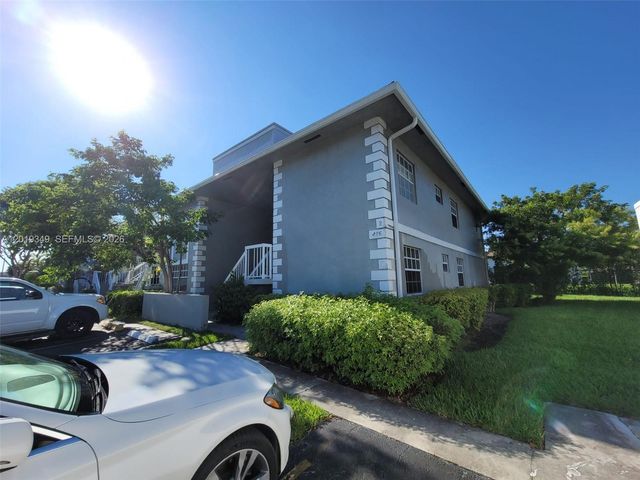 426 NE 210th Cir Ter 106-2, Miami, FL 33179