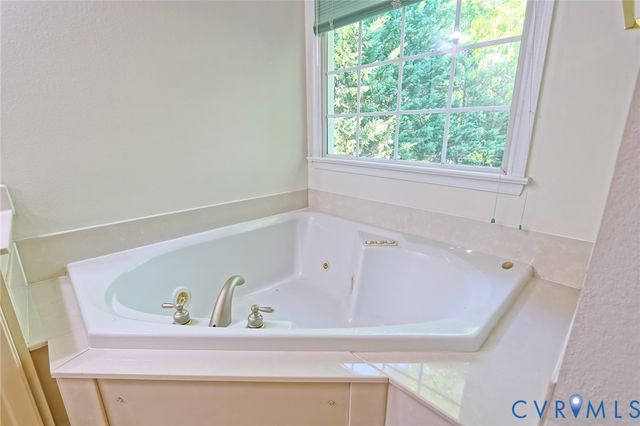 11113 Chappell Ridge Ct, Glen Allen, VA 23059