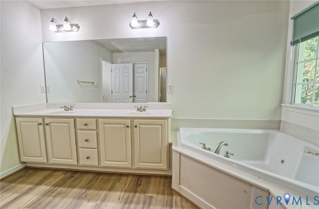 11113 Chappell Ridge Ct, Glen Allen, VA 23059