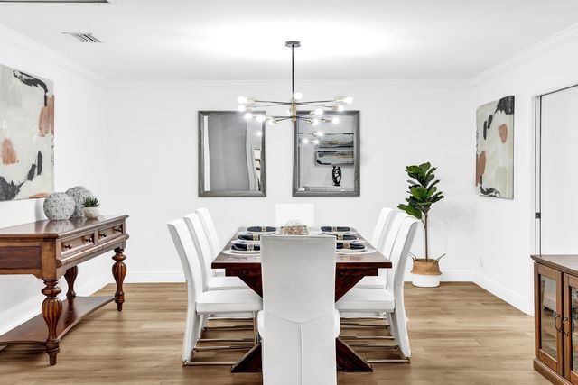 2413 NW 40th Circle, Boca Raton, FL 33431