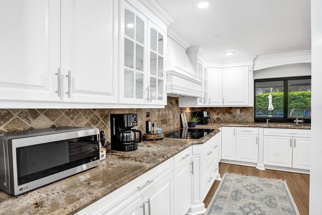 2413 NW 40th Circle, Boca Raton, FL 33431