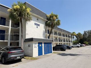 5090 SW 64th Ave 305, Davie, FL 33314