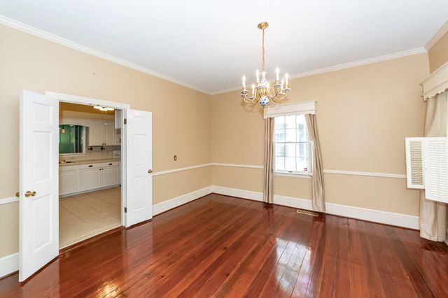 115 E Carolina Avenue, Summerville, SC 29483