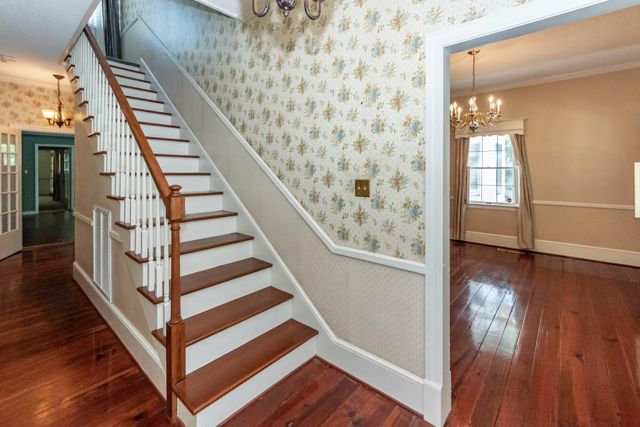 115 E Carolina Avenue, Summerville, SC 29483