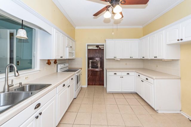 115 E Carolina Avenue, Summerville, SC 29483