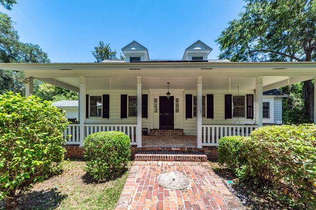 115 E Carolina Avenue, Summerville, SC 29483