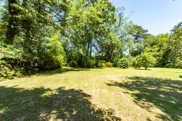 115 E Carolina Avenue, Summerville, SC 29483