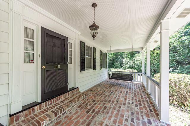 115 E Carolina Avenue, Summerville, SC 29483