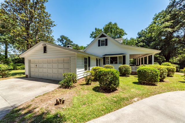 115 E Carolina Avenue, Summerville, SC 29483