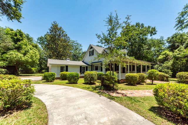 115 E Carolina Avenue, Summerville, SC 29483