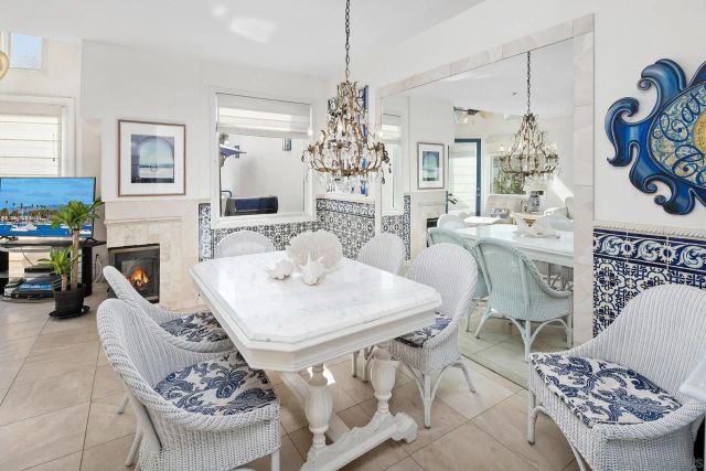 5437 La Jolla Blvd, La Jolla, CA 92037