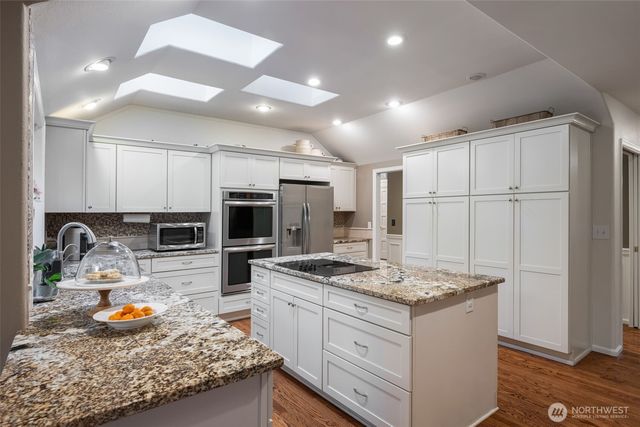 16414 NE 135th Street, Redmond, WA 98052