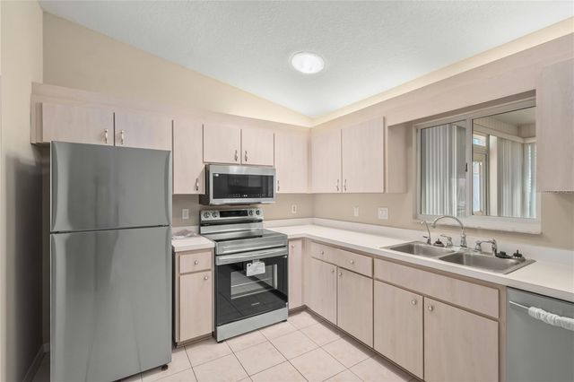 17952 SE 107TH COURT, Summerfield, FL 34491