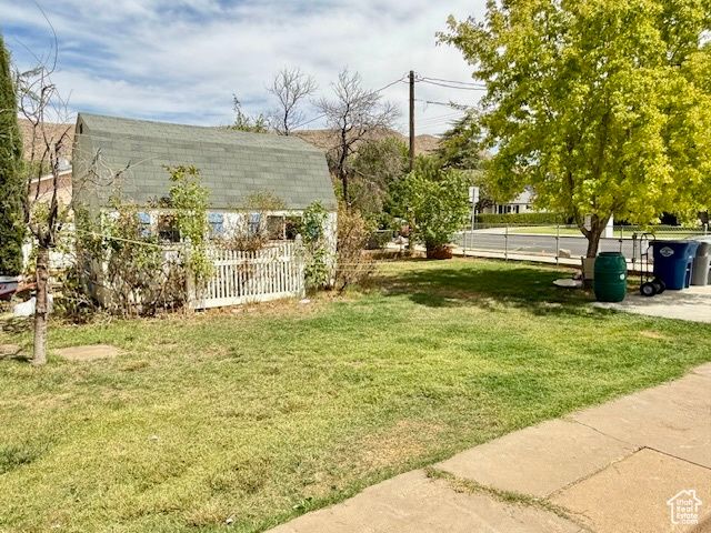 389 S 300 W, Hurricane, UT 84737