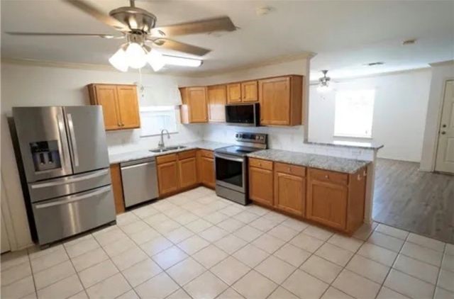 7910 Labrador Dr, Corpus Christi, TX 78414