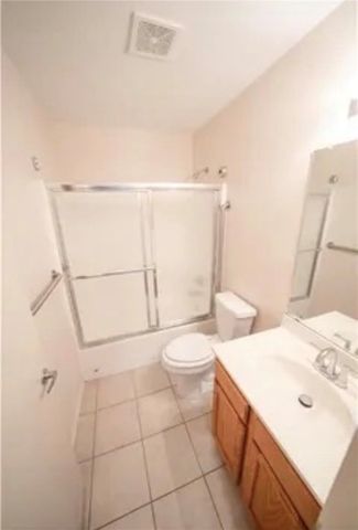 7910 Labrador Dr, Corpus Christi, TX 78414