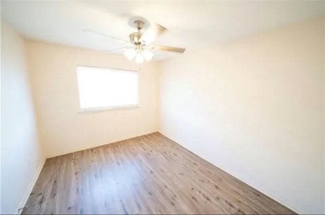 7910 Labrador Dr, Corpus Christi, TX 78414