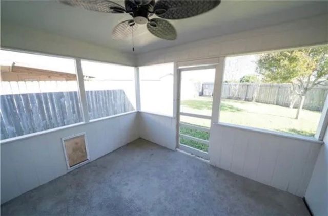 7910 Labrador Dr, Corpus Christi, TX 78414