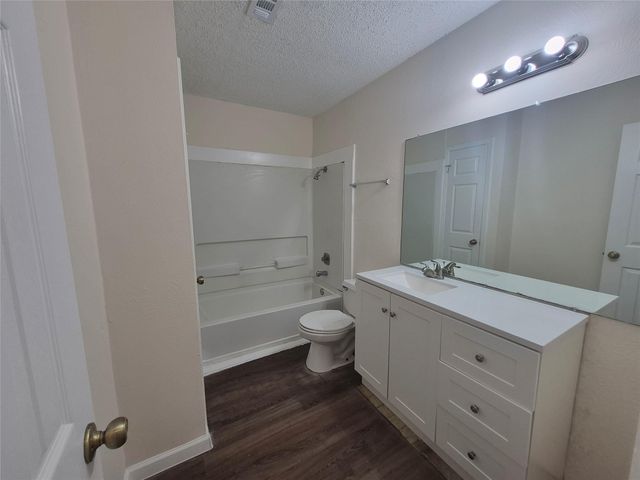 1105 Ash CV B, Austin, TX 78753