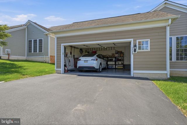 1735 IRON HORSE RD, Huntingdon Valley, PA 19006
