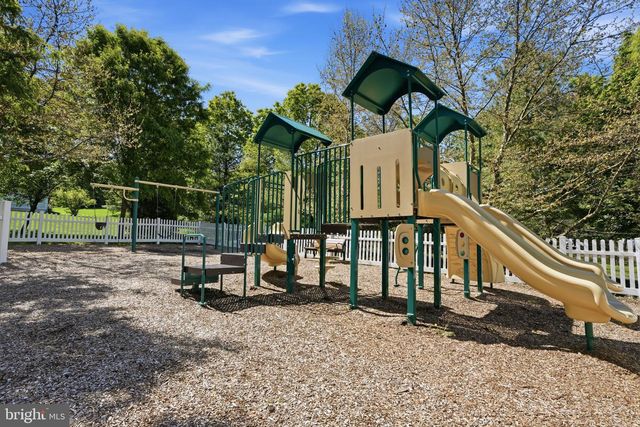 1735 IRON HORSE RD, Huntingdon Valley, PA 19006