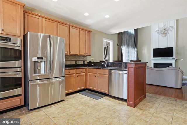 1735 IRON HORSE RD, Huntingdon Valley, PA 19006