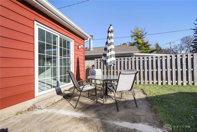 320 Claranna Avenue, Oakwood, OH 45419