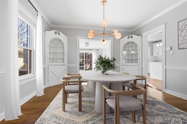 320 Claranna Avenue, Oakwood, OH 45419