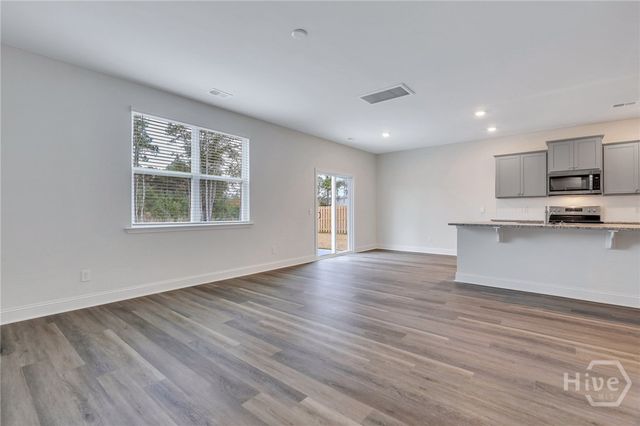 240 Logging Hill Drive, Richmond Hill, GA 31324