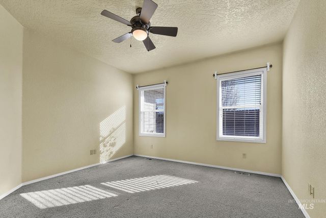 4014 Stonegate Pl, Caldwell, ID 83605