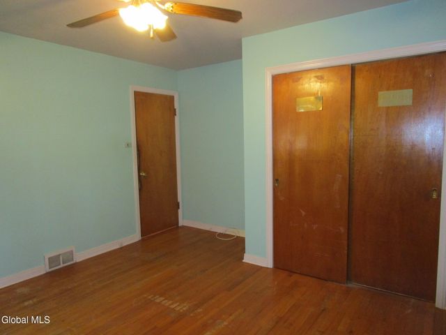 16 Knickerbocker Road, Scotia, NY 12302