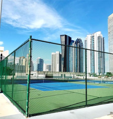 17021 N Bay Rd 324, Sunny Isles Beach, FL 33160