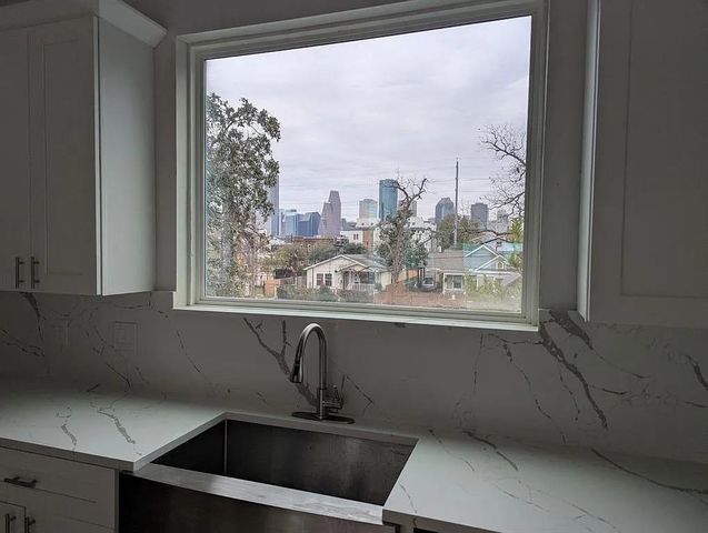 1511 Alamo Street, Houston, TX 77007
