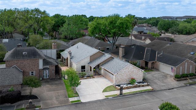 14131 Hillvale Drive, Houston, TX 77077