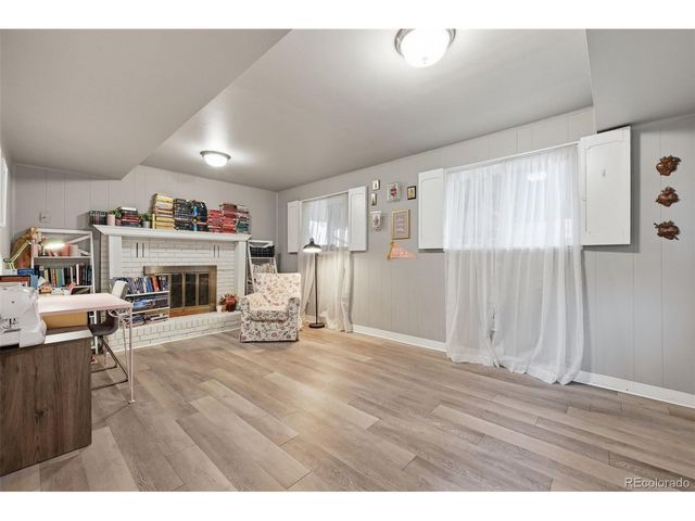 1353 S Dudley St, Lakewood, CO 80232
