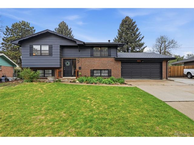 1353 S Dudley St, Lakewood, CO 80232